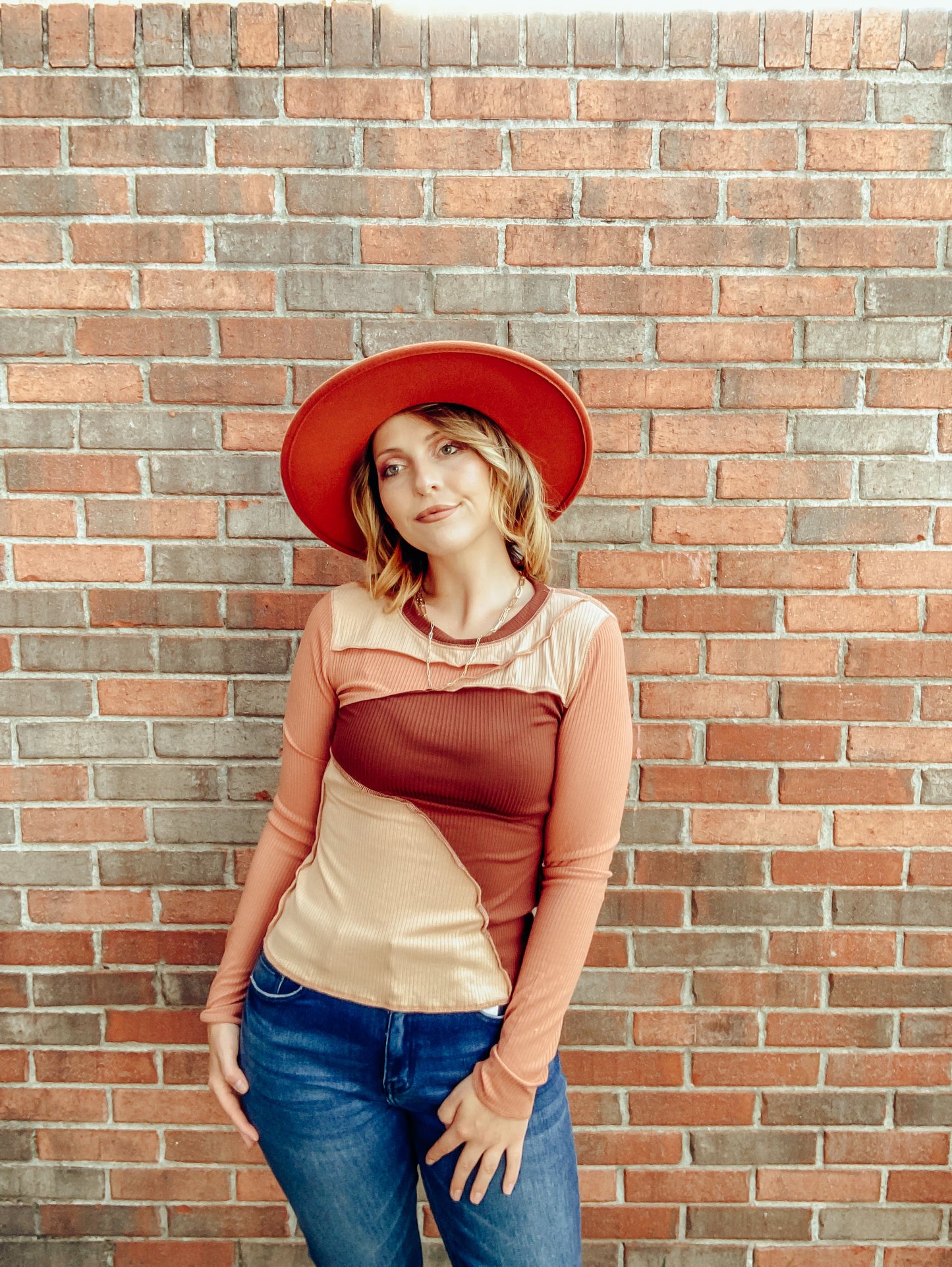 Ribbed Color block Seamed Top