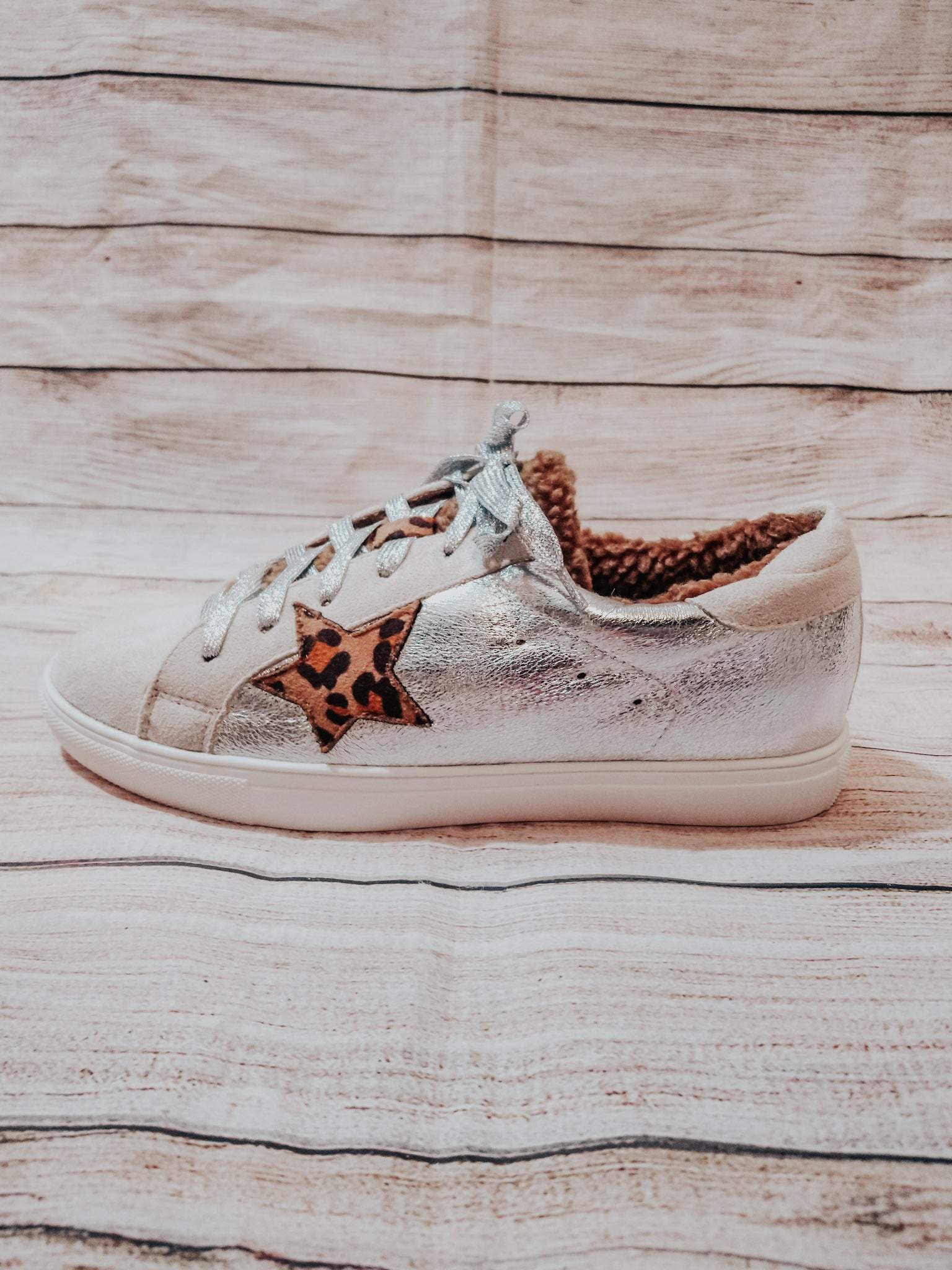 Sliver Star Fur Lined Laced Sneakers-Chiciper-