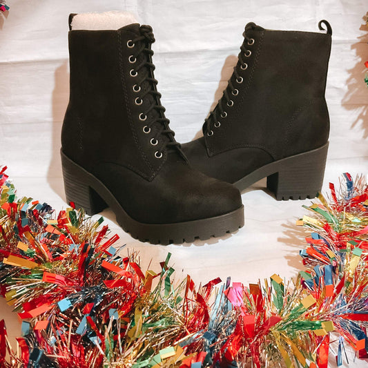 Lace Up Chunky Boot-Emysclosetllc-