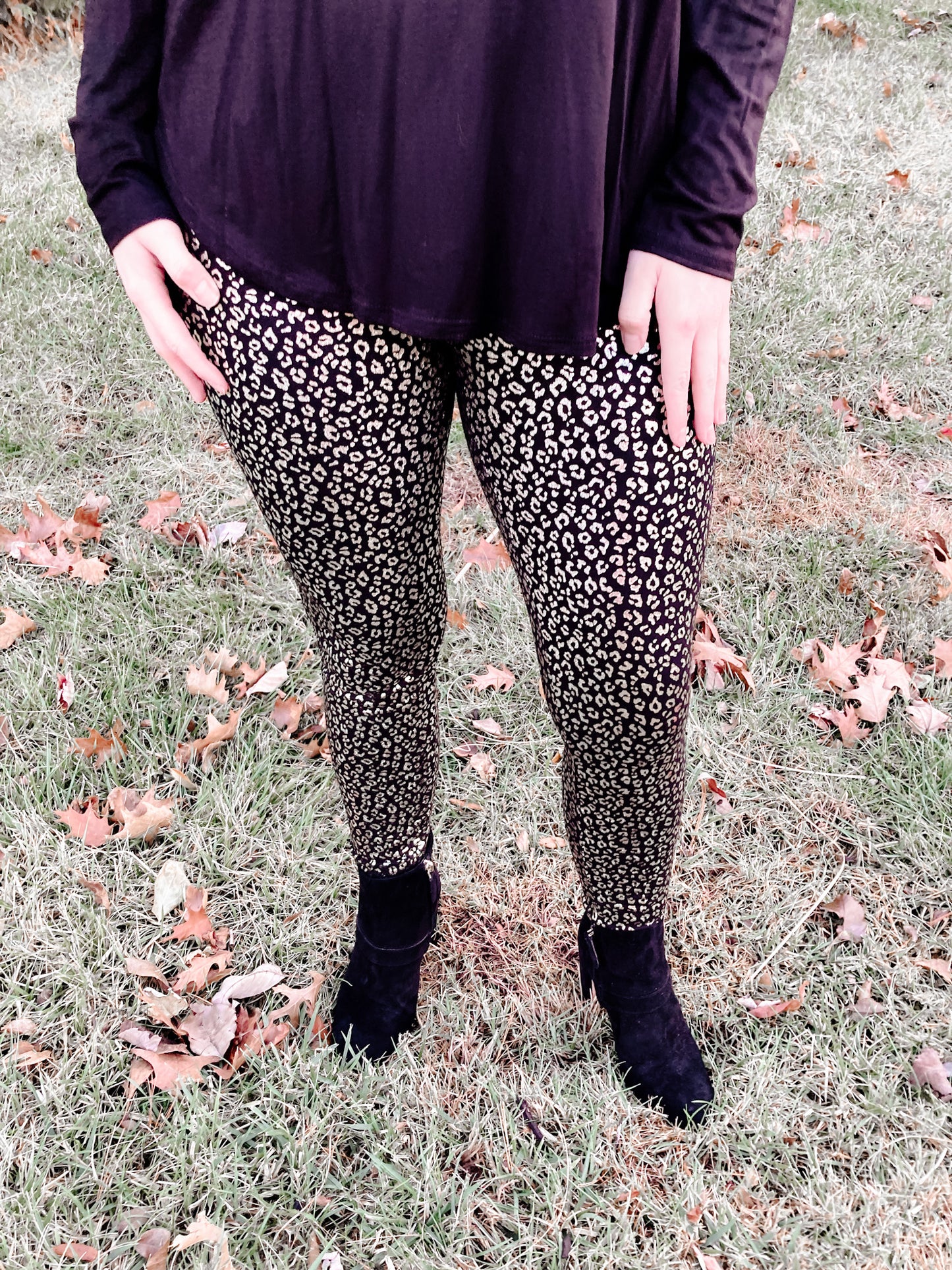 Metallic Leopard Leggings