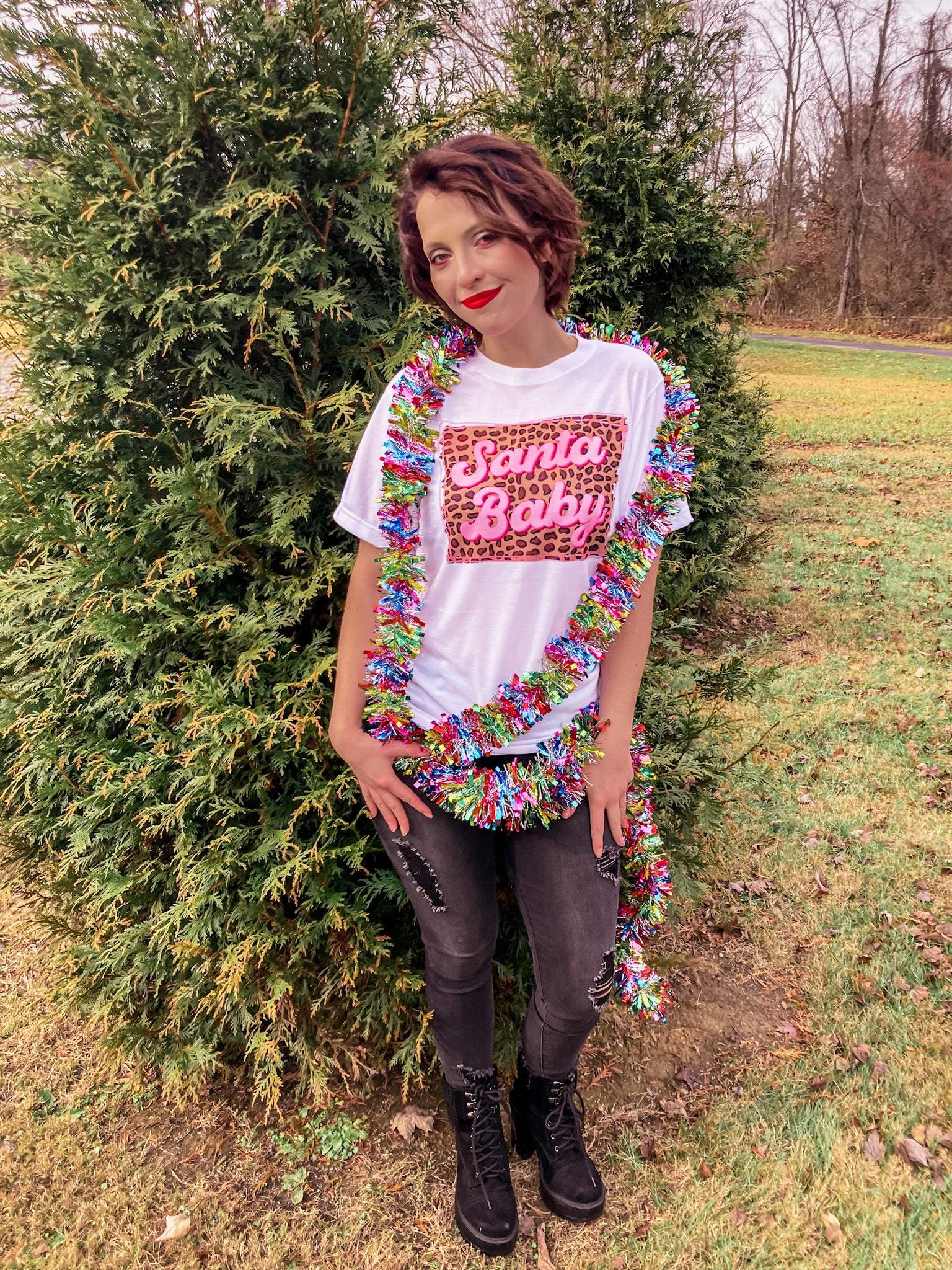 Santa Baby Graphic Tee-Emysclosetllc-